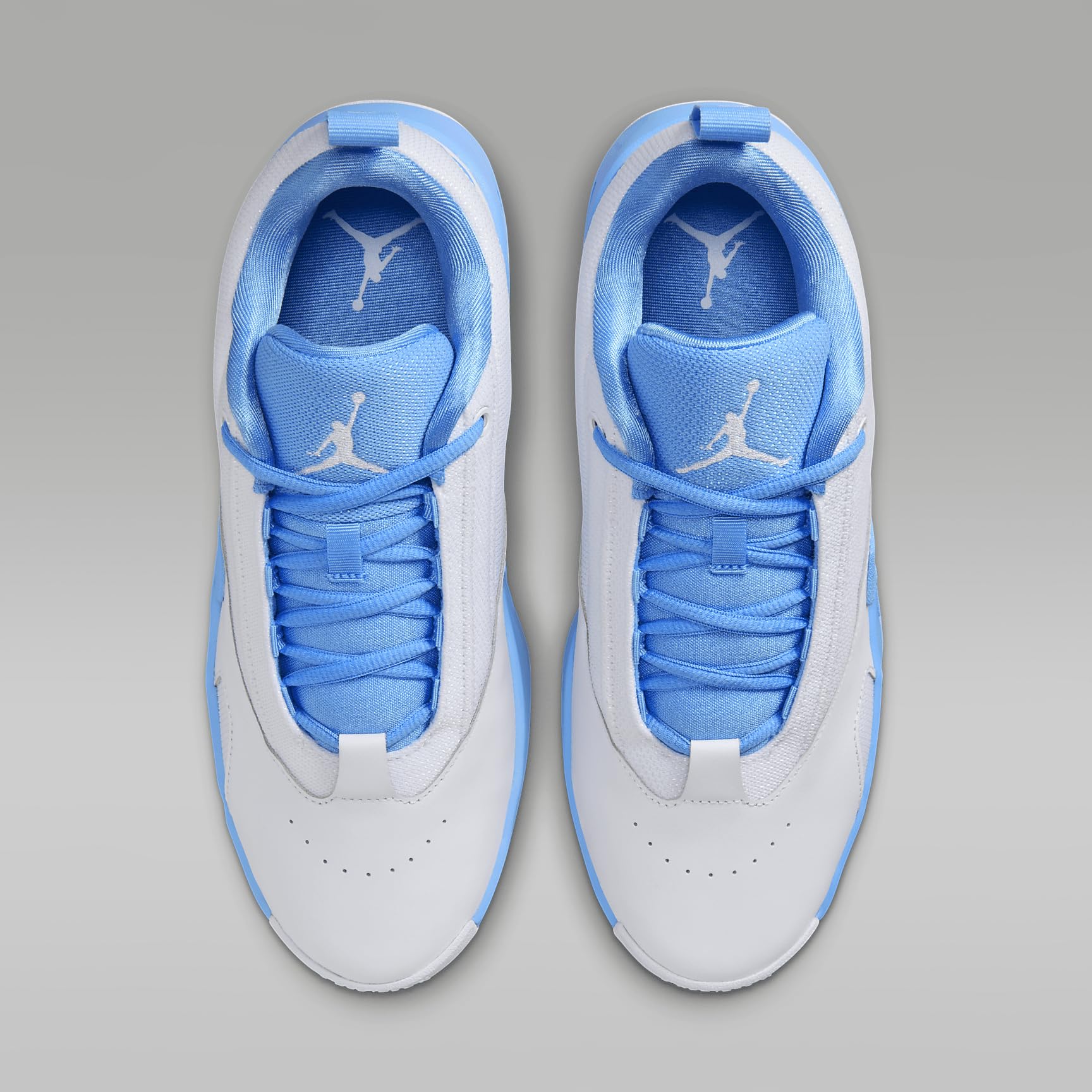 Chaussures Jordan Max Aura 6 p - Vans Shoes Old Skool avis et prix